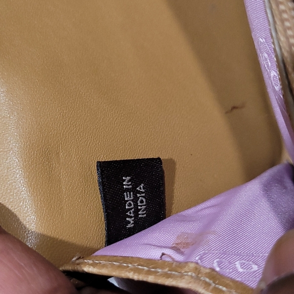 Coach Long bifold Wallet In Signature Canvas - Picture 12 of 16